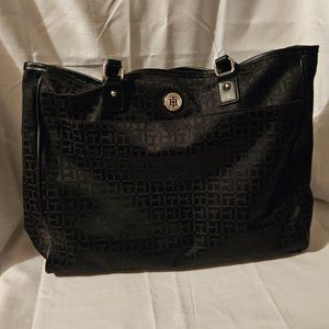 Tommy Hilfiger purse